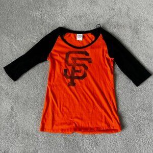 BlackFri 🛑 Women's San Francisco Giants 3/4 Length Sleeved Shirt